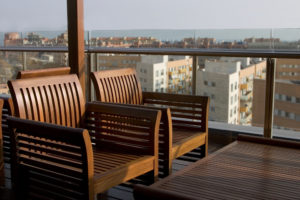 shutterstock_9301570-300x200 Helpful Tips For a Rooftop Deck